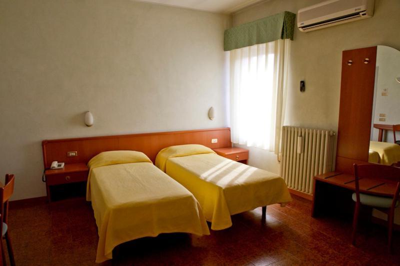Hotel Europa Viadana Eksteriør billede