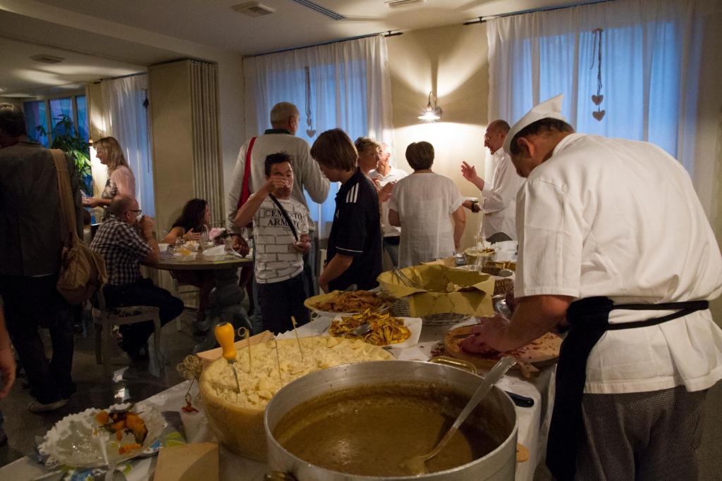 Hotel Europa Viadana Eksteriør billede